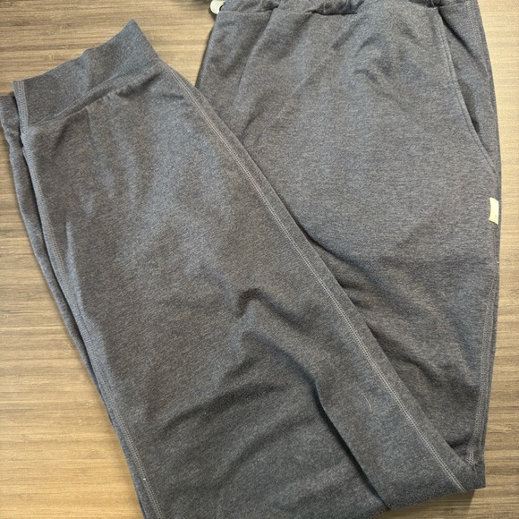 Vuori Performance Jogger, Midnight Heather, women’s size M - Picture 4 of 6